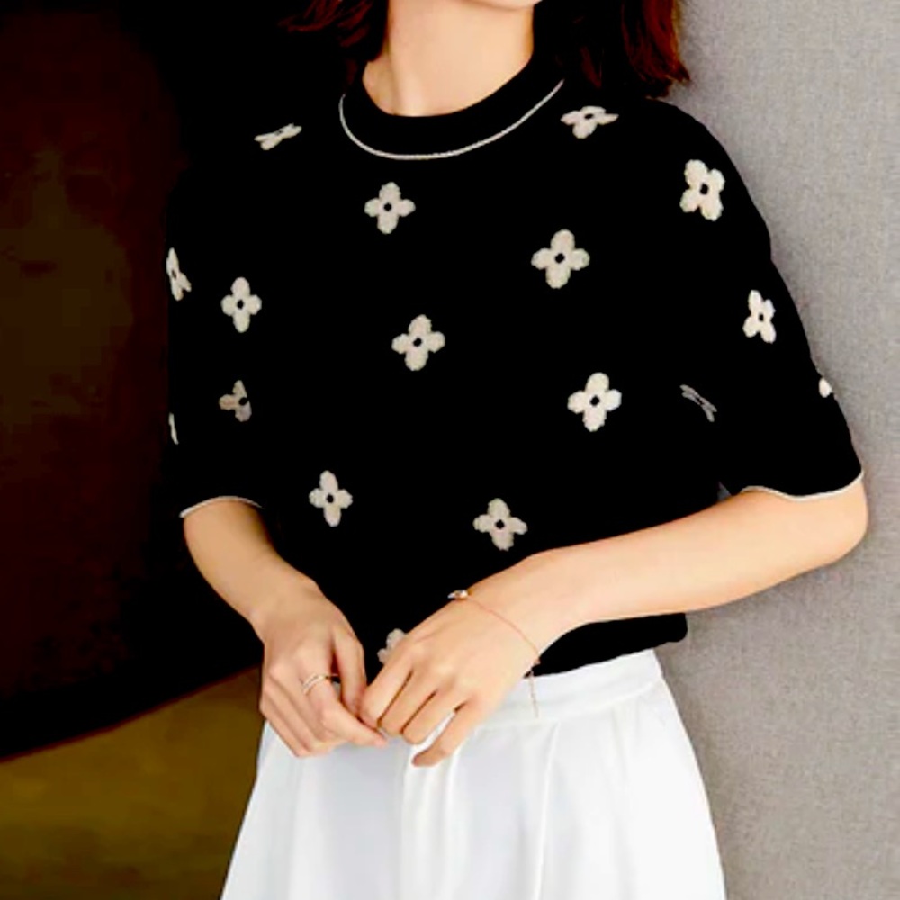 Black Floral Knit Short-Sleeve Sweater